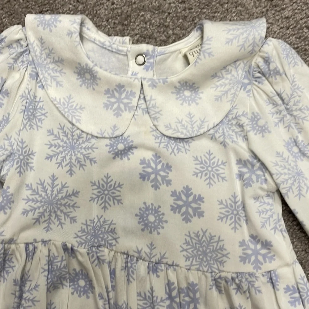 Kate Quinn Snowflake Peter Pan Bubble